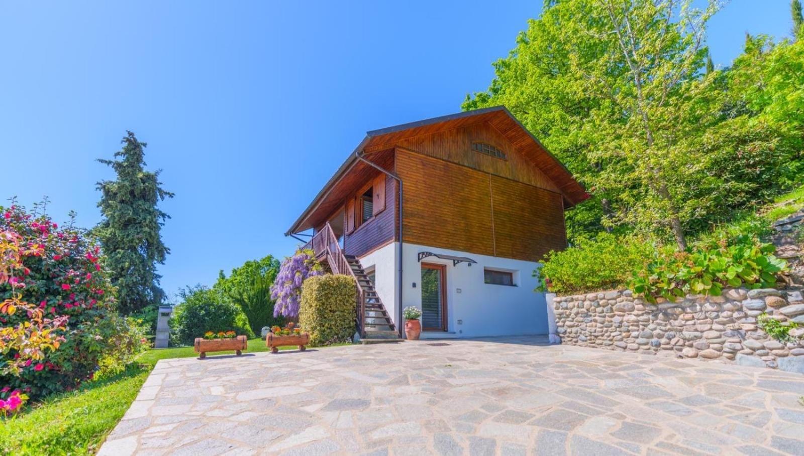 Chalet Sophie - Luxury Chalet Roletto Exterior photo