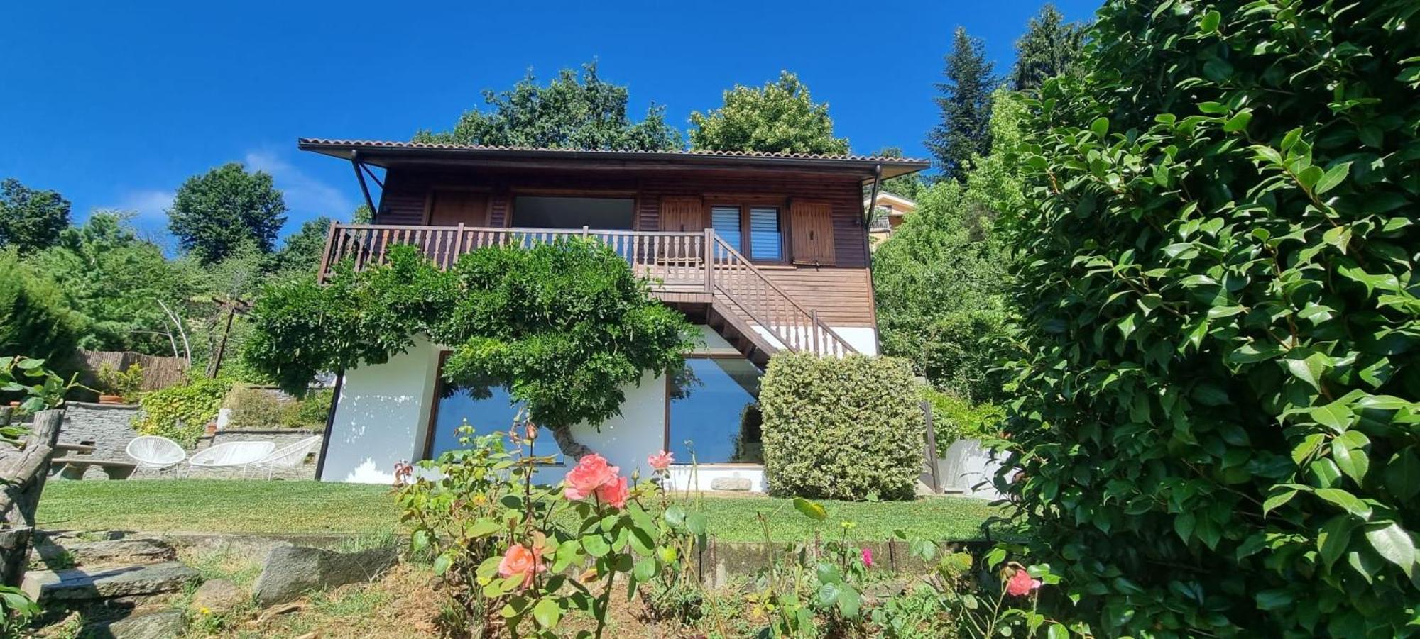 Chalet Sophie - Luxury Chalet Roletto Exterior photo
